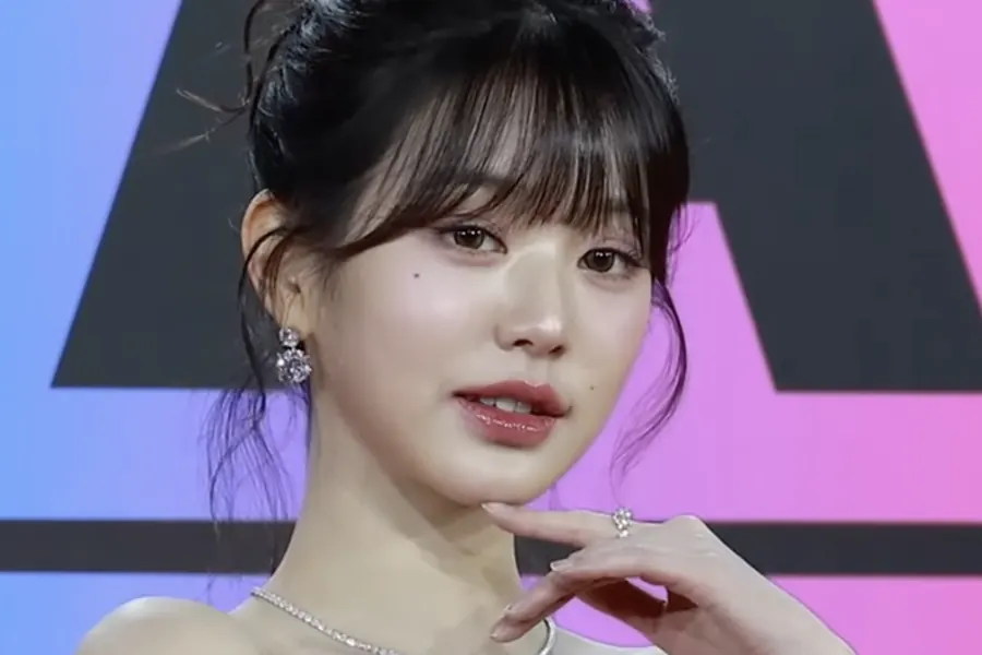 Jang Won-young at the 2024 Melon Music Awards